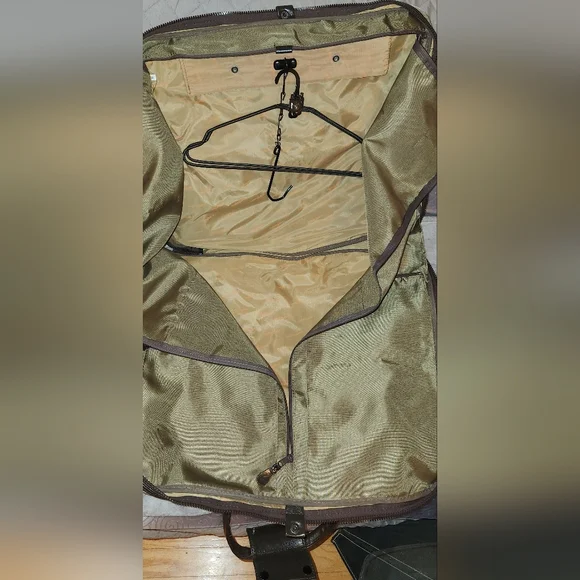 YSL Garment Bag In Army Green & Brown - Picture 6 of 17